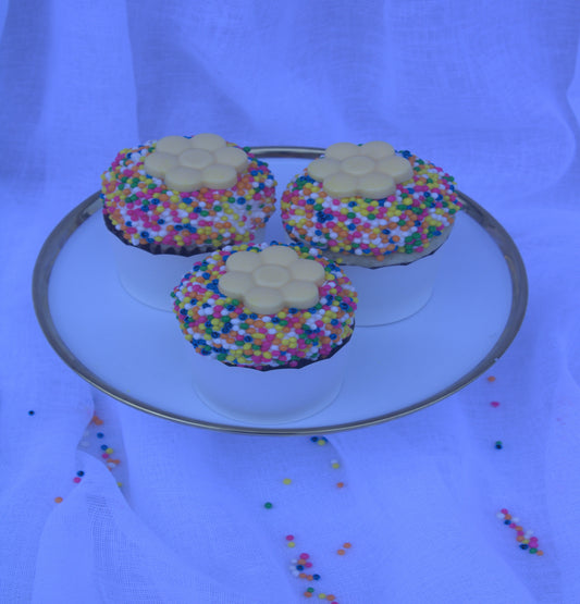 Creamy Vanilla Sprinkle Cupcakes